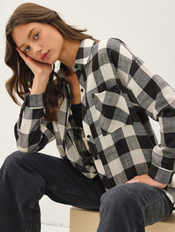 Black & Cream Plaid Soft Flannel Top w/Front Pocket