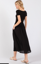 Black Square Neck Short Sleeve Midi Dress w/Pockets