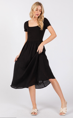 Black Square Neck Short Sleeve Midi Dress w/Pockets