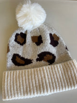 Griege Leopard Print Fur Pom Pom Beanie