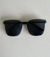 Luxe Black Frame Square Sunglasses